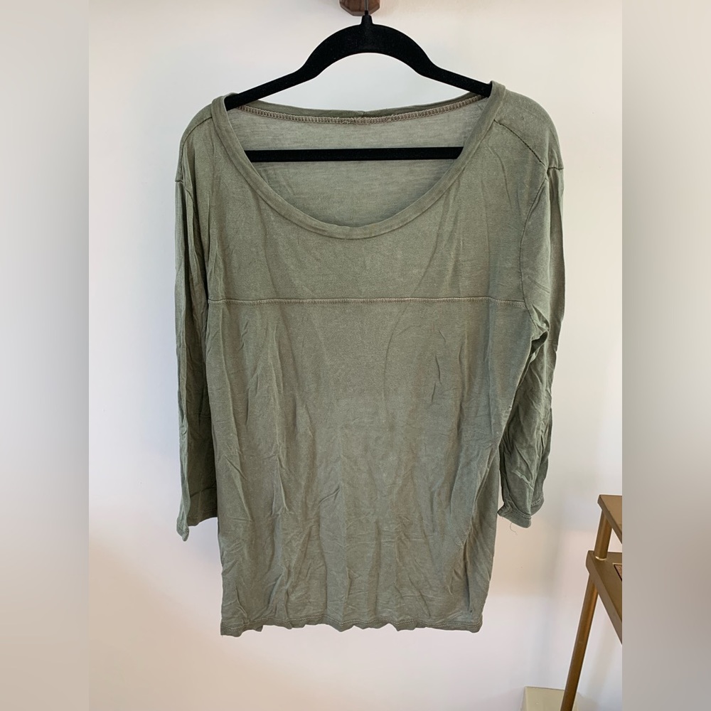 Don’t Ask Why (American Eagle brand) Green one size fits all shirt